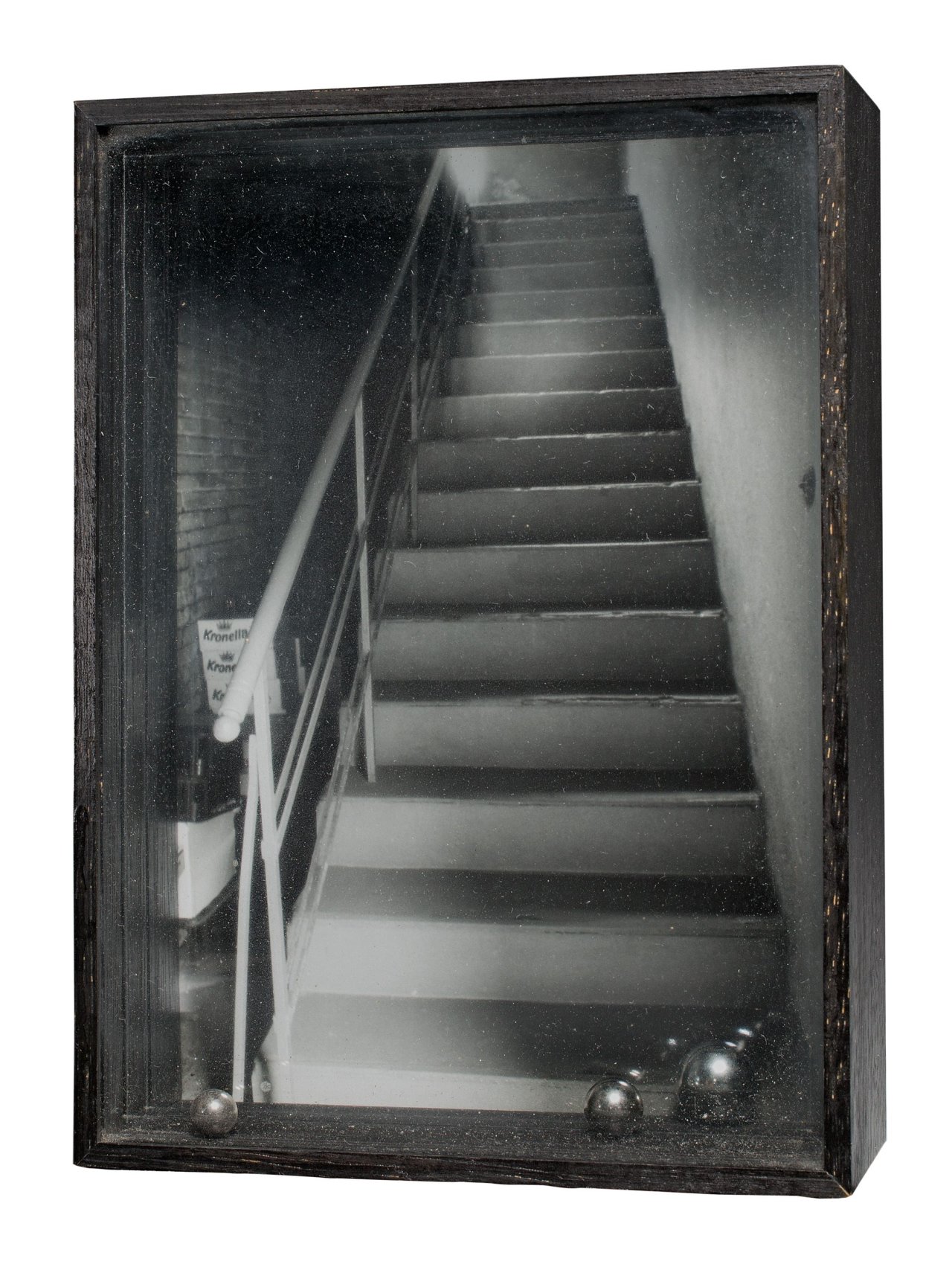 Auf diesem Bild ist das folgende Kunstwerk zu sehen: Gerhard Richter. „Kugelobjekt I“. 1970.