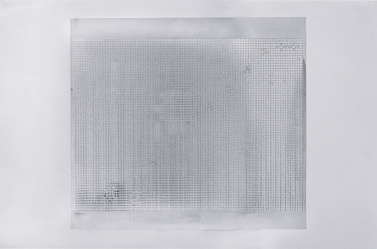 This picture shows the following artwork: Heinz Mack. „Chromrelief“. 1971.