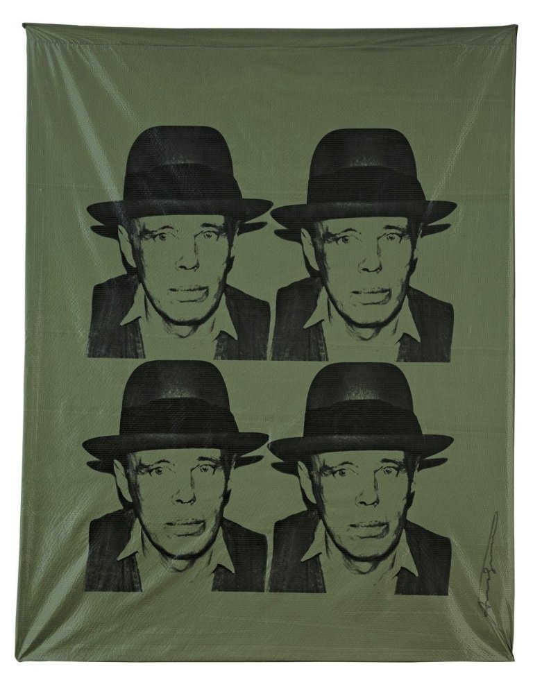 This picture shows the following artwork: Andy Warhol. Joseph Beuys. Um 1980.