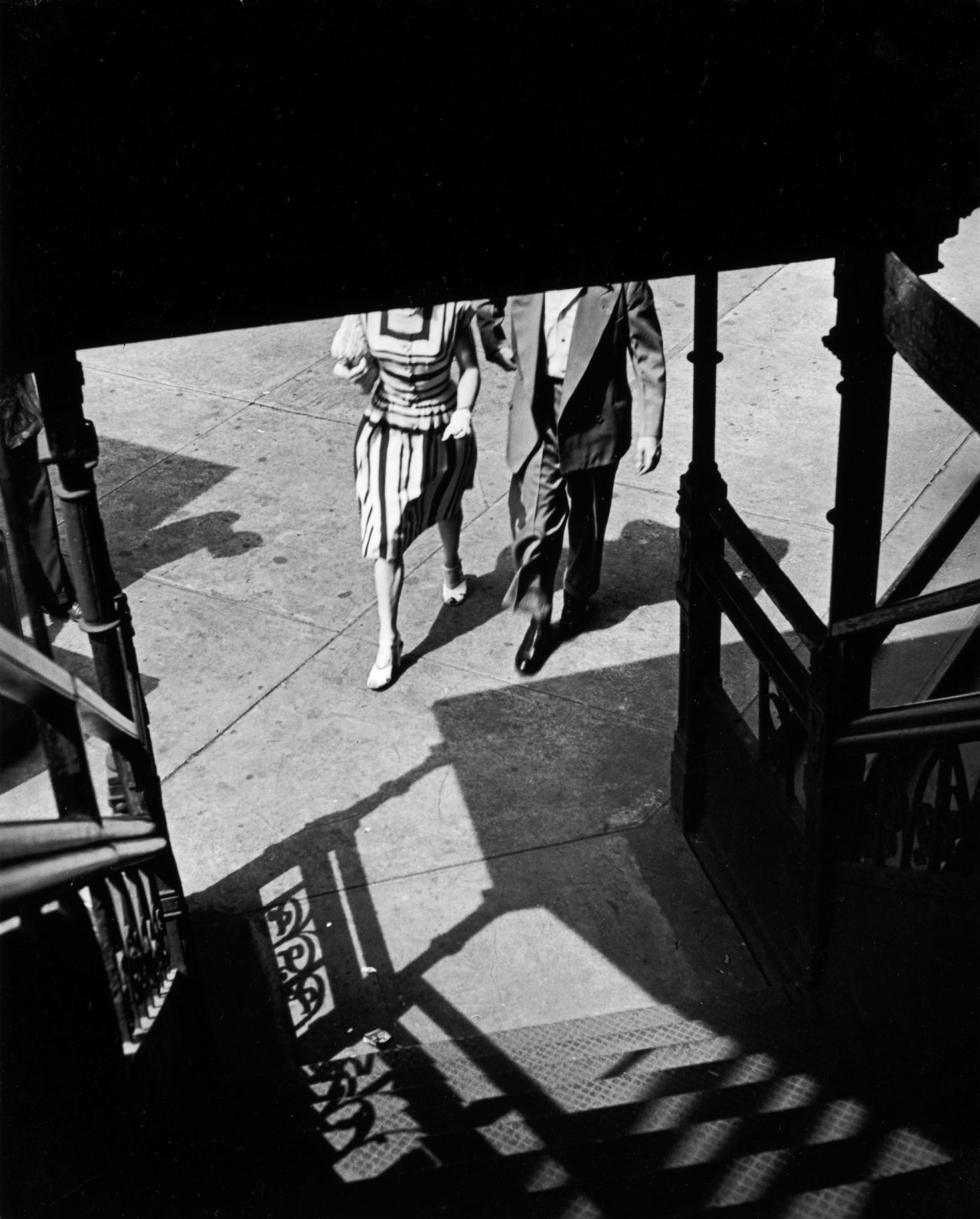 Catalog image of Under the El, N.Y. 1947