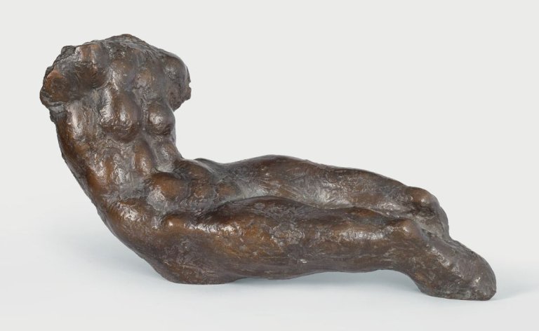Auf diesem Bild ist das folgende Kunstwerk zu sehen: Wieland Förster. Kleiner weiblicher Torso. 1973.