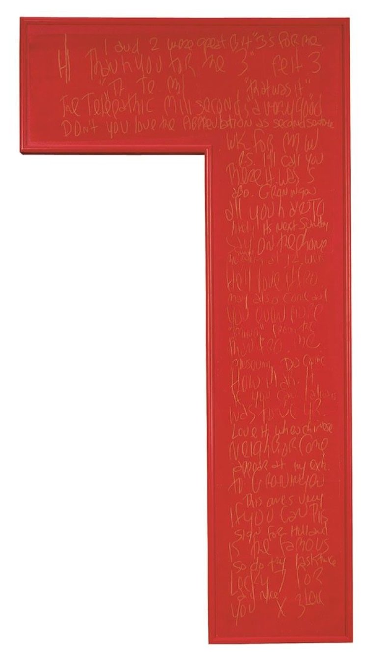 Auf diesem Bild ist das folgende Kunstwerk zu sehen: James Lee Byars. 7 („1 and 2 were great But 3´s for me...“). Um 1982.