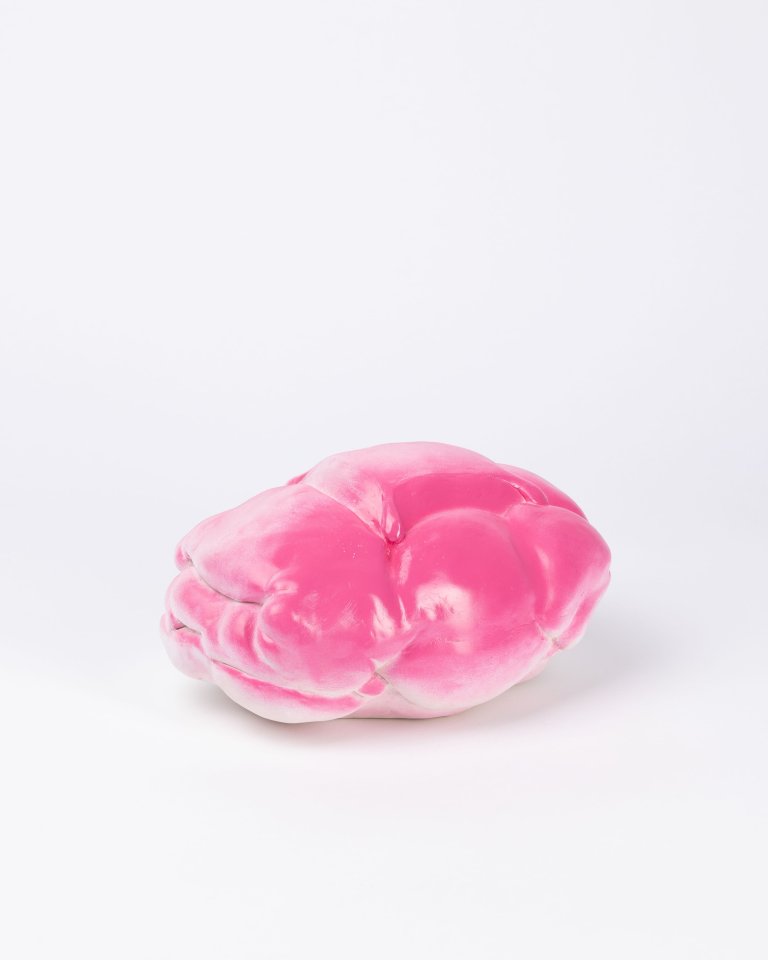 Auf diesem Bild ist das folgende Kunstwerk zu sehen: Erwin Wurm. „Car Dumpling“. 2014.