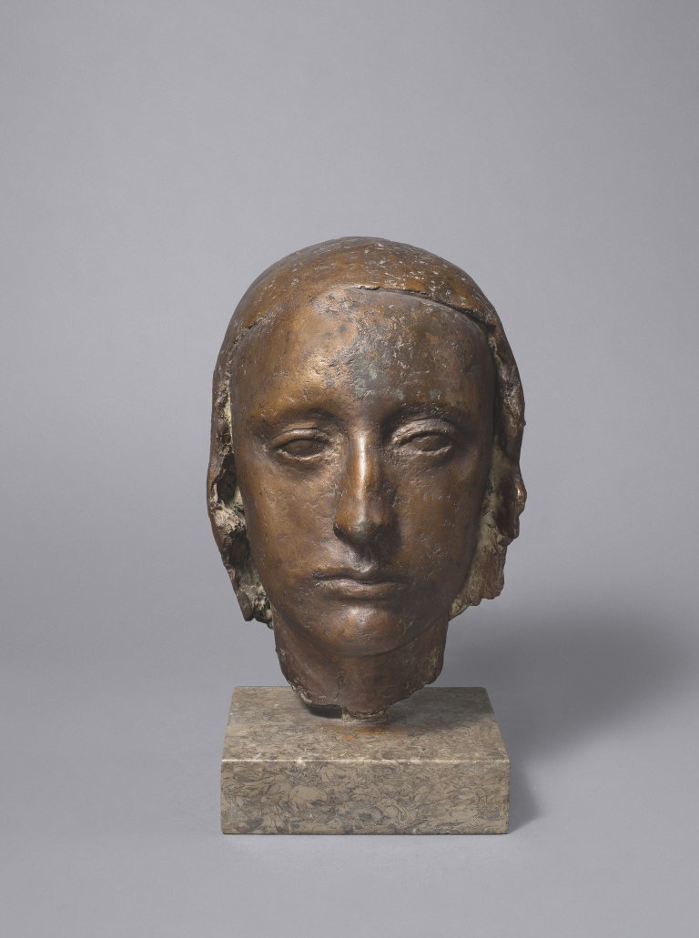Auf diesem Bild ist das folgende Kunstwerk zu sehen: Toni Stadler. „Bildnisbüste Frau Dr. X“. 1935.