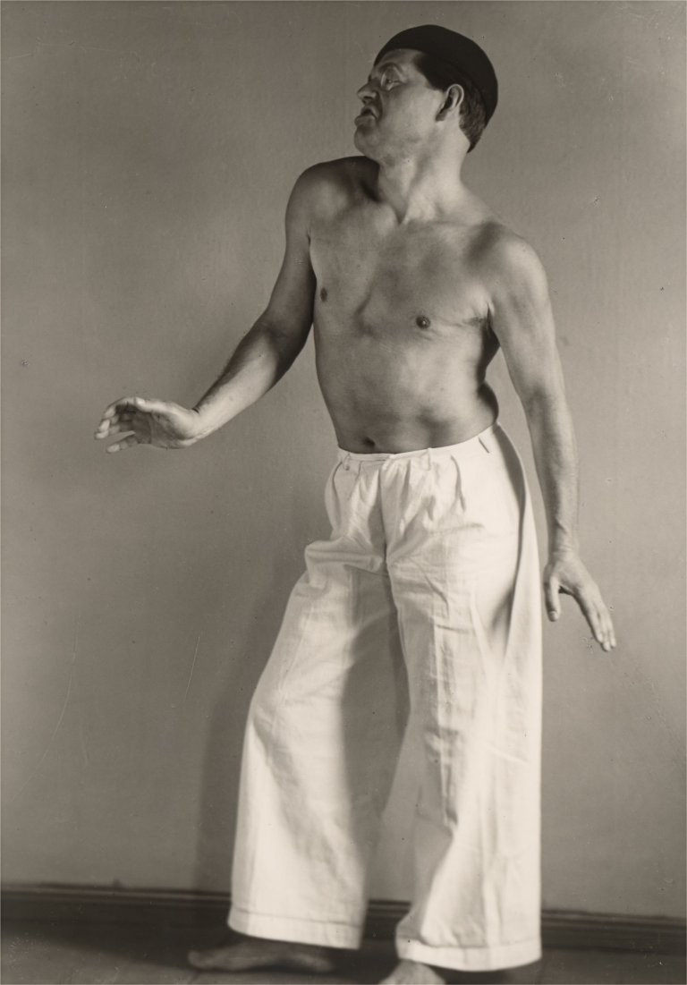 This picture shows the following artwork: August Sander. The Dadaiste Raoul Hausmann, Berlin. 1928.