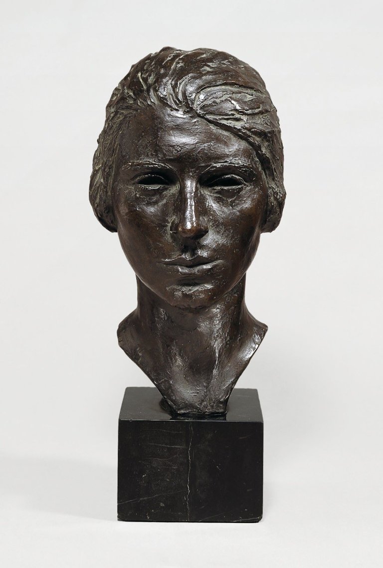 Auf diesem Bild ist das folgende Kunstwerk zu sehen: Ernesto de Fiori. Bildnis Madeleine Jacobson. 1925.