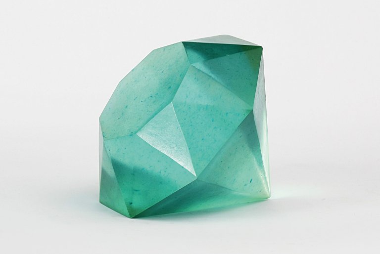 Auf diesem Bild ist das folgende Kunstwerk zu sehen: Jessica Stockholder. Diamant. 90er Jahre.