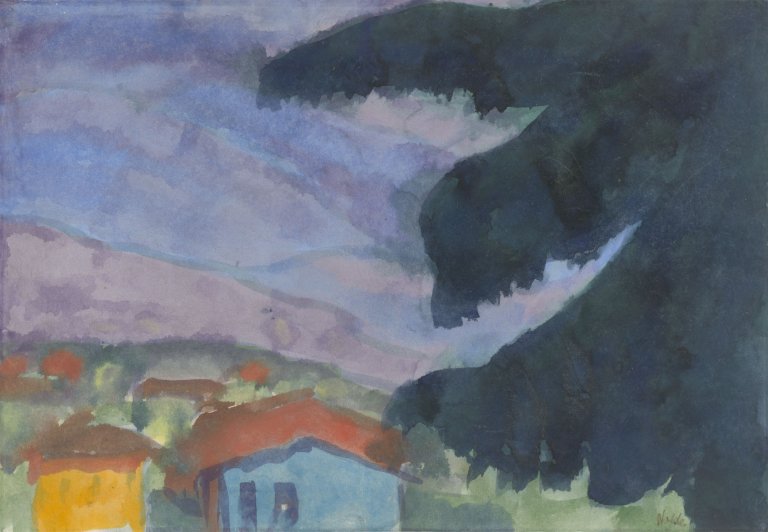 Auf diesem Bild ist das folgende Kunstwerk zu sehen: Emil Nolde. „Violette Berglandschaft (dunkle Tanne und Häuser)“. 1920er-Jahre.