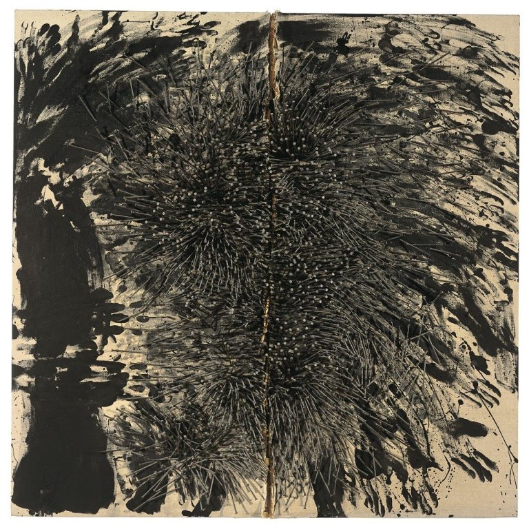 Auf diesem Bild ist das folgende Kunstwerk zu sehen: Günther Uecker. „Geteiltes Bild“. 1986.