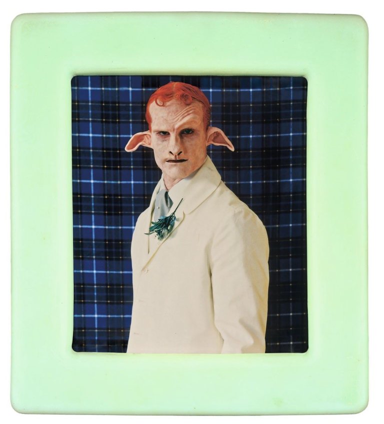 Auf diesem Bild ist das folgende Kunstwerk zu sehen: Matthew Barney. „Cremaster 4: The Loughton Candidate“. 1994.