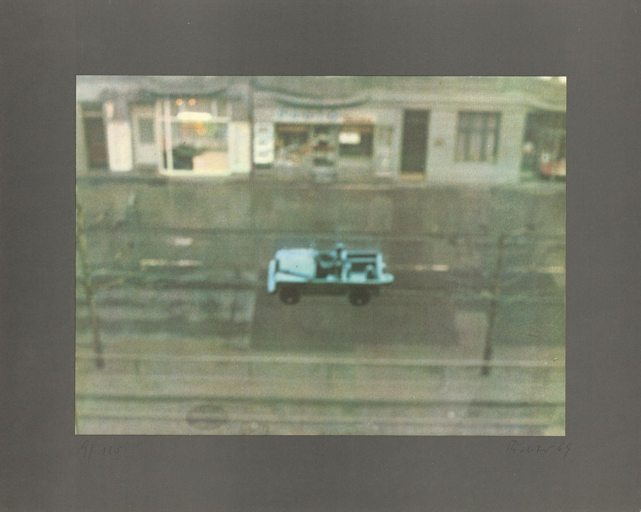 Auf diesem Bild ist das folgende Kunstwerk zu sehen: Gerhard Richter. „Auto“. 1969.