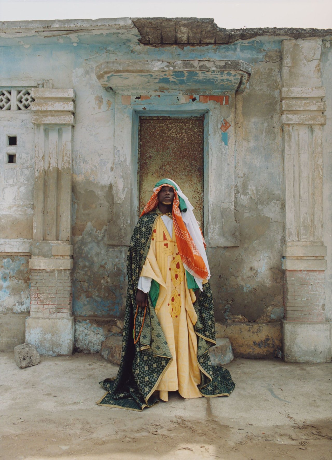 Auf diesem Bild ist das folgende Kunstwerk zu sehen: Sibylle Bergemann. „Cheick“, Dakar. 2001.