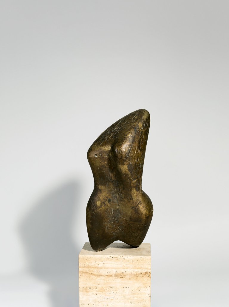 Auf diesem Bild ist das folgende Kunstwerk zu sehen: Bernhard Heiliger. „Weiblicher Torso II“. 1953/60.