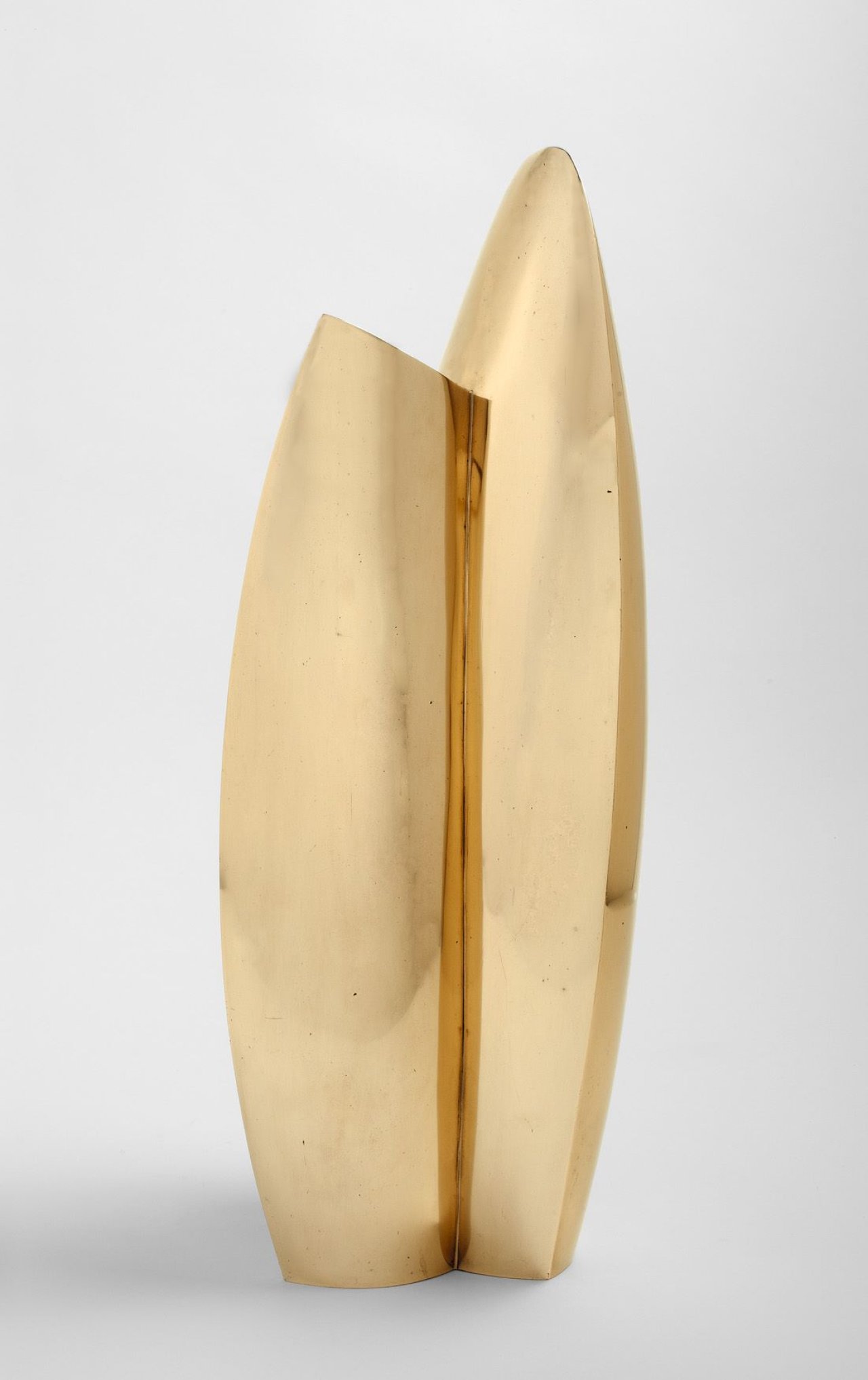 Auf diesem Bild ist das folgende Kunstwerk zu sehen: Karl Hartung. „Kleine Knospe“. 1946.