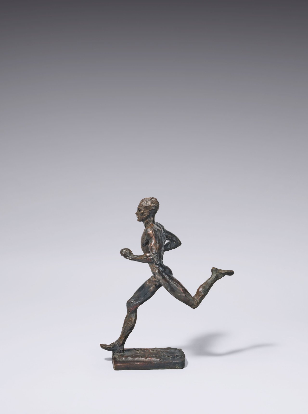 This picture shows the following artwork: Renée Sintenis. ”Der Läufer Nurmi”. 1926.