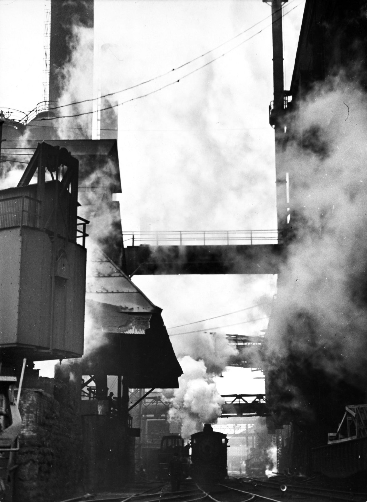 Auf diesem Bild ist das folgende Kunstwerk zu sehen: Margaret Bourke-White. Jones and Laughlin Steel at Pittsburgh, Pennsylvania. 1936.