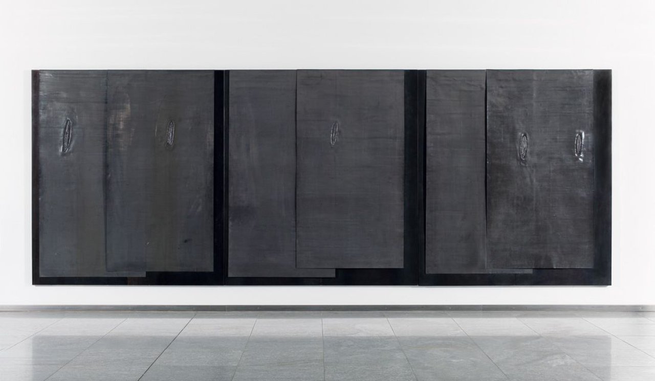This picture shows the following artwork: Jannis Kounellis. Untitled. 1986.