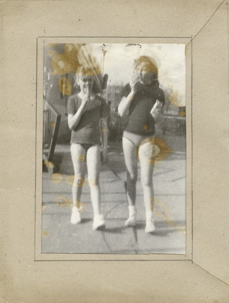 Auf diesem Bild ist das folgende Kunstwerk zu sehen: Miroslav Tichý. Ohne Titel. 1970er–1980er Jahre.