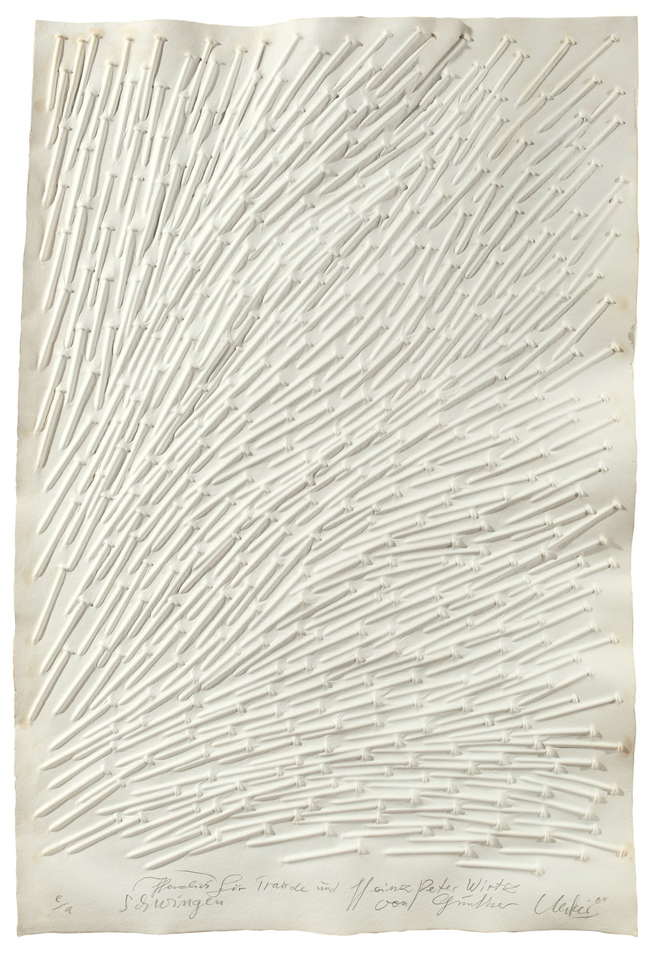 This picture shows the following artwork: Günther Uecker. „Schwingen“. 2000.