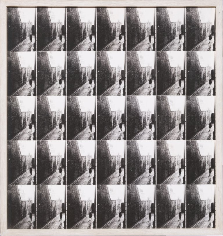 Auf diesem Bild ist das folgende Kunstwerk zu sehen: Peter Roehr. Ohne Titel (FO-33). 1965.