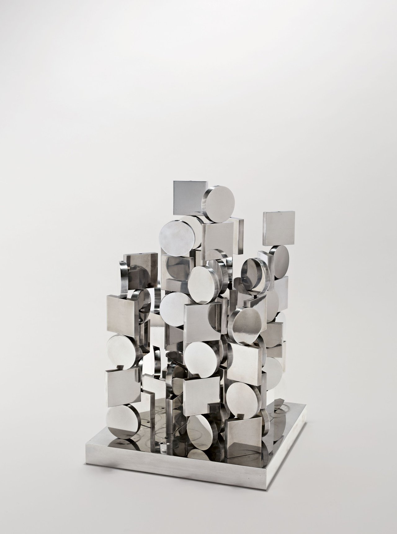 Auf diesem Bild ist das folgende Kunstwerk zu sehen: Radoslav Kratina. Variabile. 1970er-Jahre.