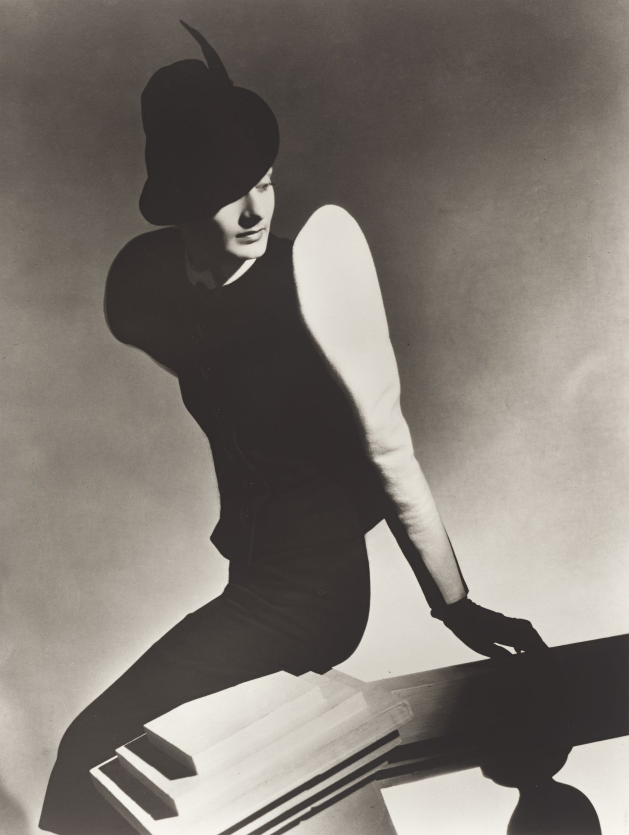 This picture shows the following artwork: Horst P. Horst (i.e. Horst Paul Albert Bohrmann). White Sleeve (Doris [Lyla] Zelensky), Paris. 1936.
