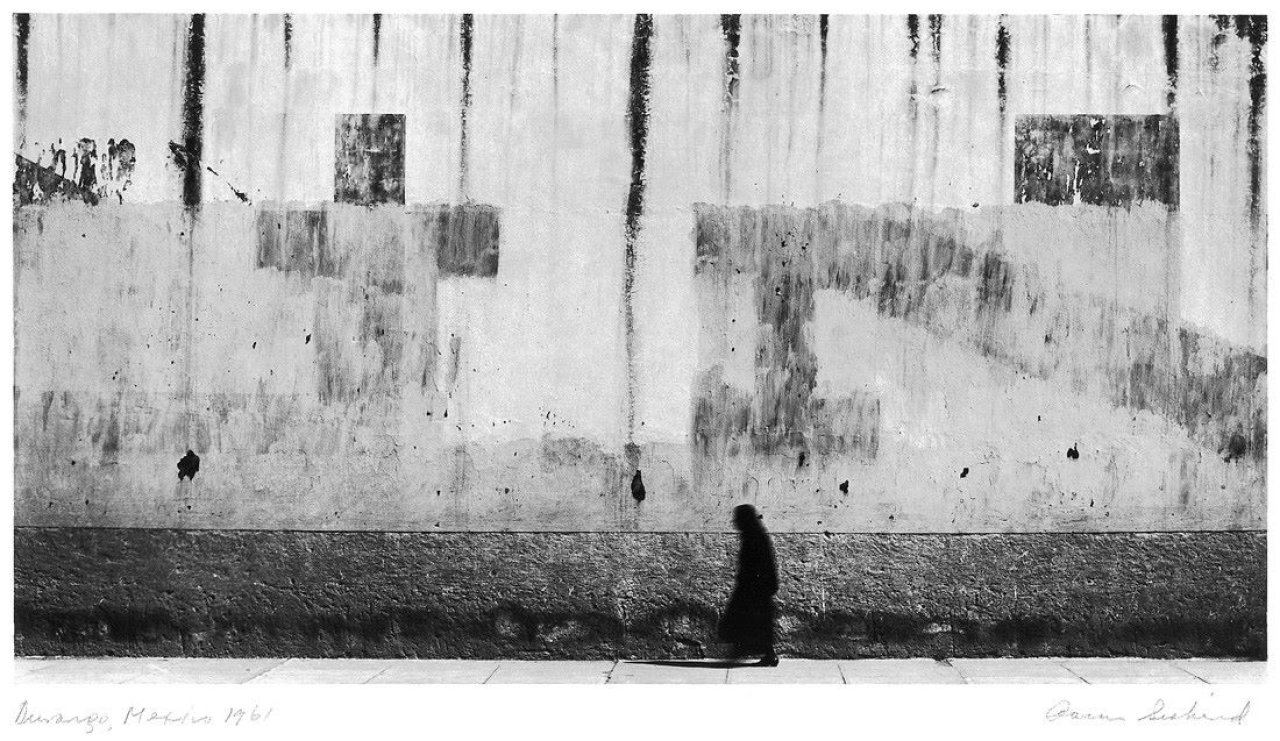 Auf diesem Bild ist das folgende Kunstwerk zu sehen: Aaron Siskind. „Durango, Mexico“. 1961.