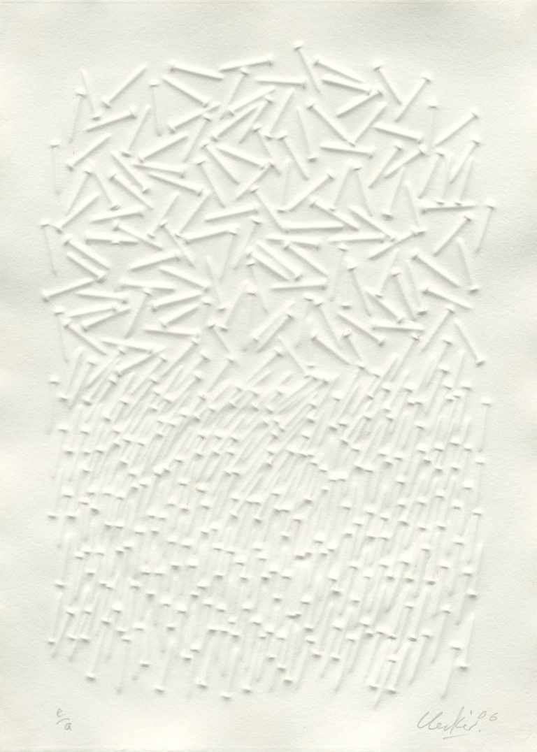 Auf diesem Bild ist das folgende Kunstwerk zu sehen: Günther Uecker. „Baum“. 2006.