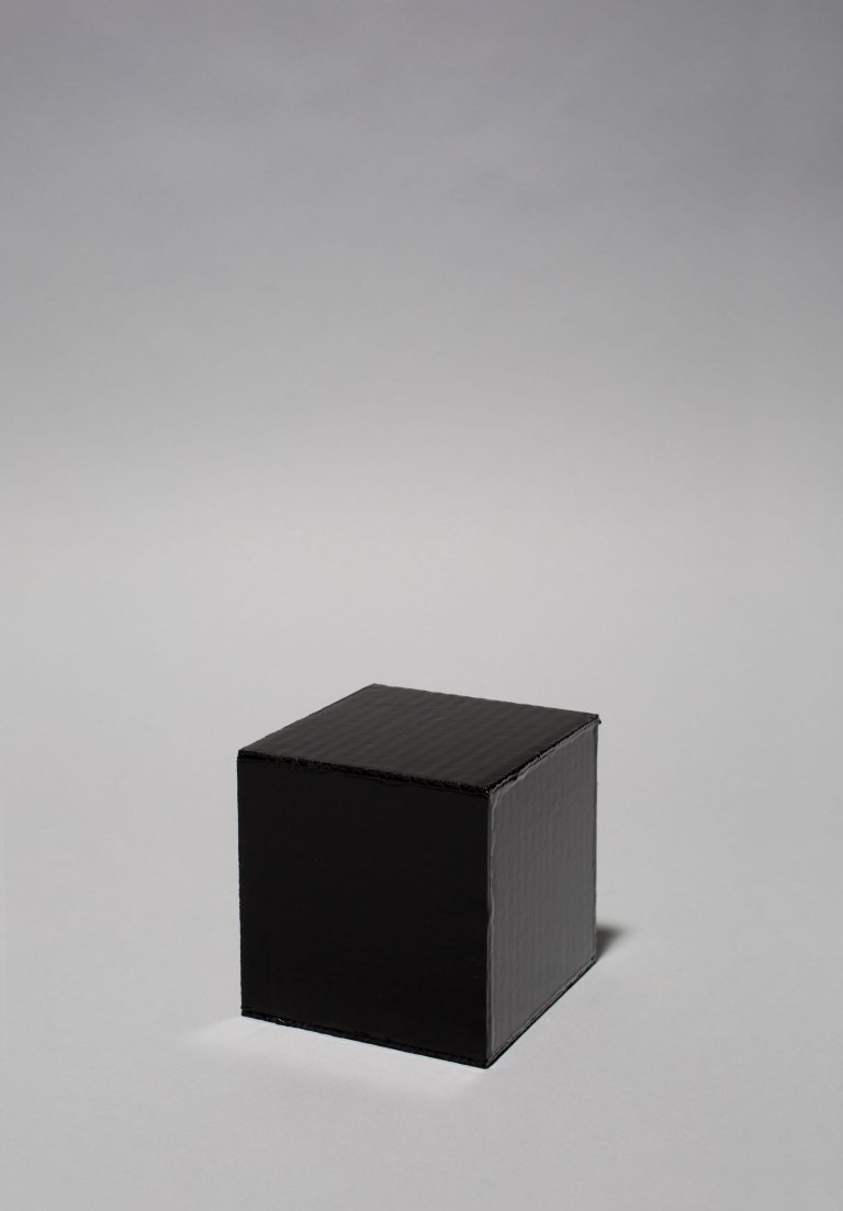 Auf diesem Bild ist das folgende Kunstwerk zu sehen: Heimo Zobernig. „Ohne Titel“. 2015.