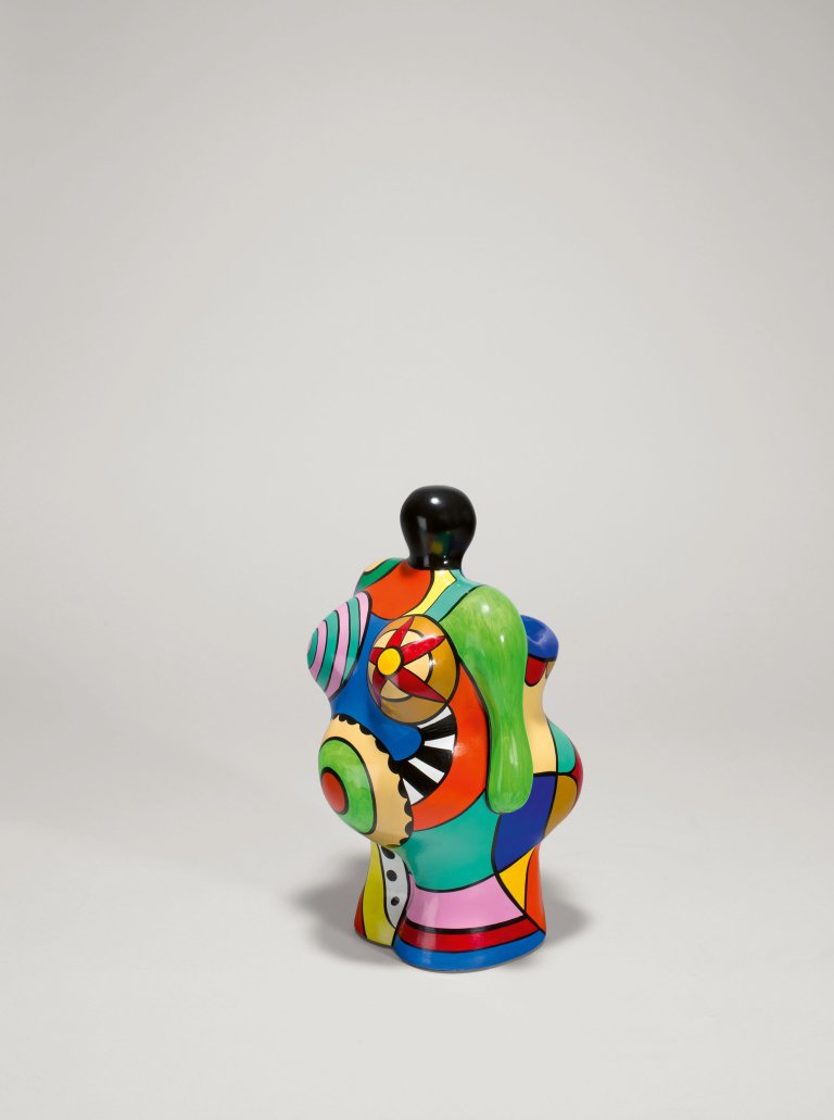 Auf diesem Bild ist das folgende Kunstwerk zu sehen: Niki de Saint Phalle. „California Nana“. 2000.