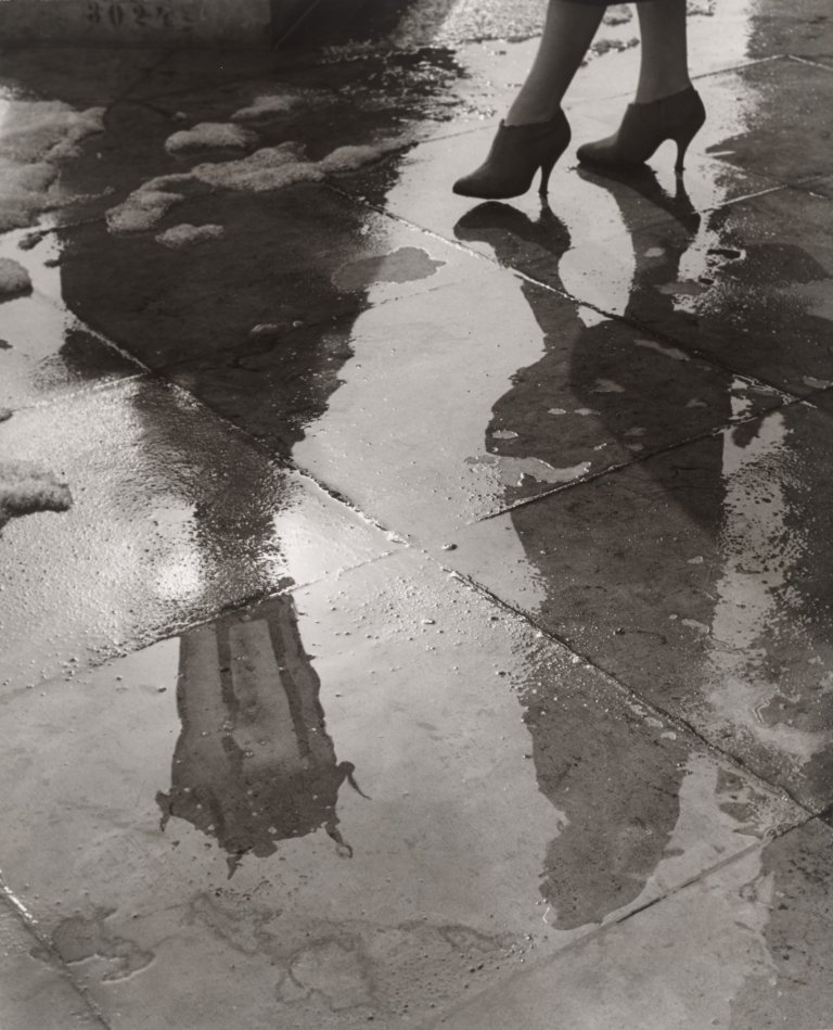 Auf diesem Bild ist das folgende Kunstwerk zu sehen: Otto Steinert. „Paris“. 1949.