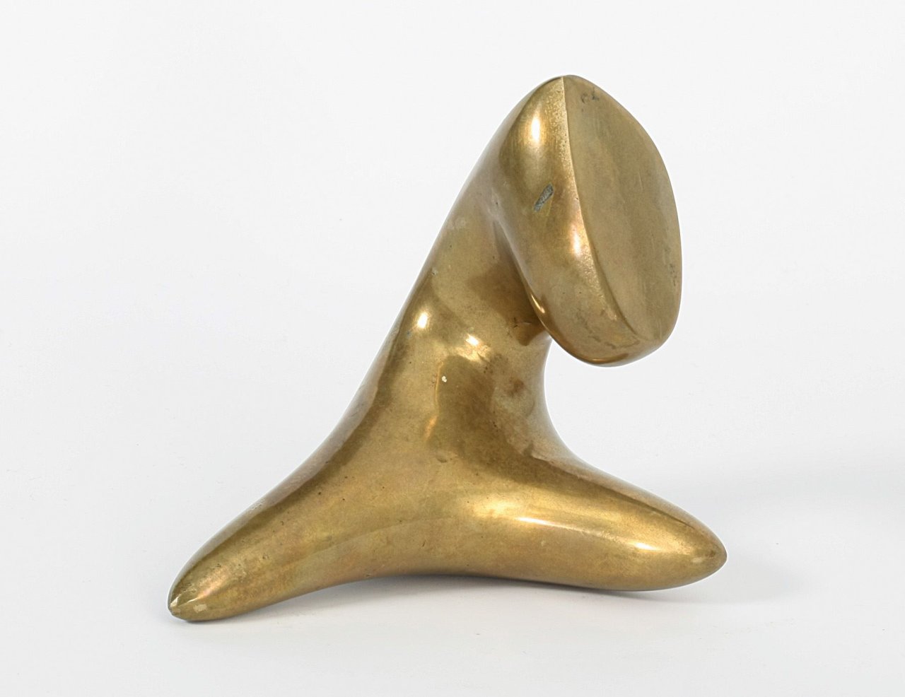 This picture shows the following artwork: Hans (Jean) Arp. „Homme vue par une fleur“. 1958.