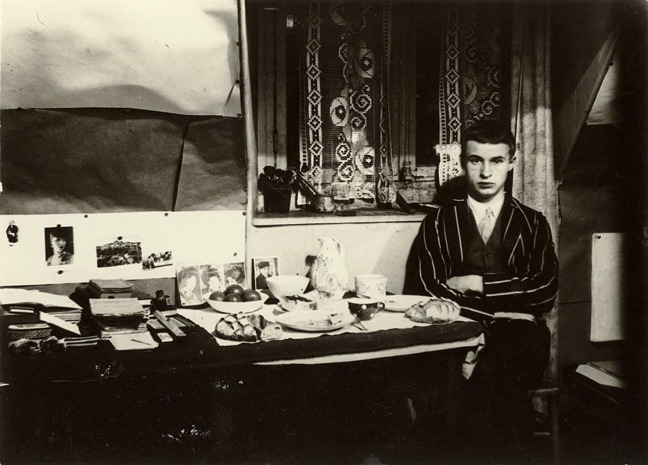 This picture shows the following artwork: Werner Rohde. Selbstportrait, Paris. 1929.