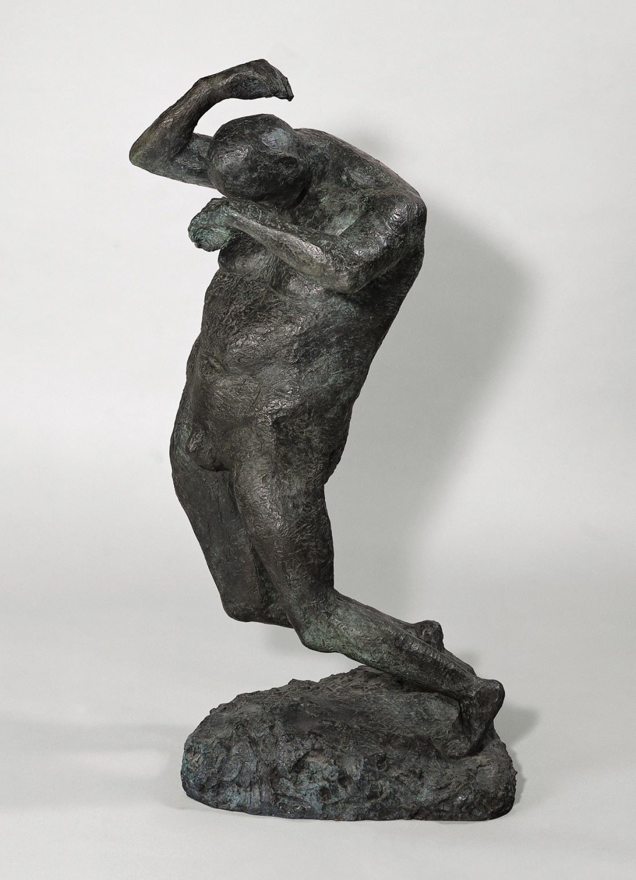 Auf diesem Bild ist das folgende Kunstwerk zu sehen: Waldemar Grzimek. „Stürzender“. 1962.