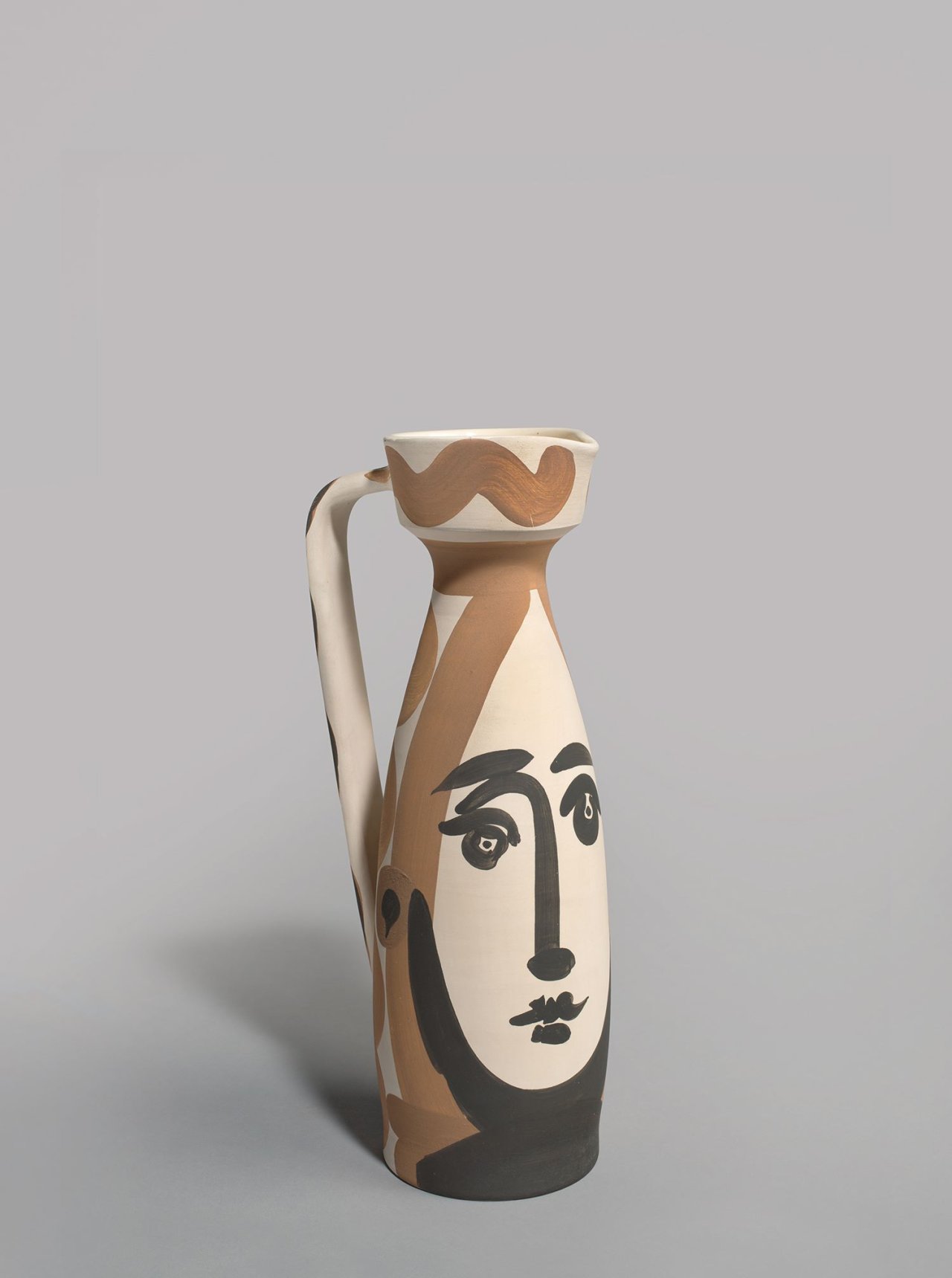 Auf diesem Bild ist das folgende Kunstwerk zu sehen: Pablo Picasso. „Visage“. 1955.