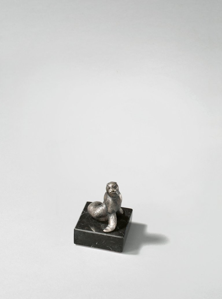 This picture shows the following artwork: August Gaul. „Seelöwe“. 1915.