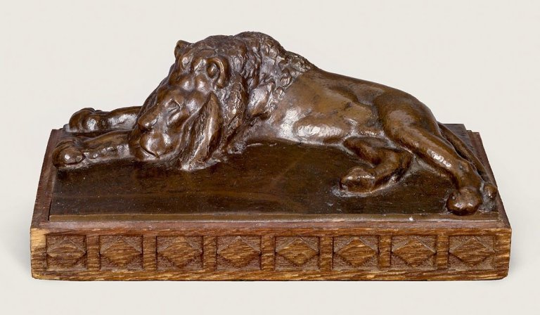 This picture shows the following artwork: August Gaul. „Liegender Löwe“. 1895.
