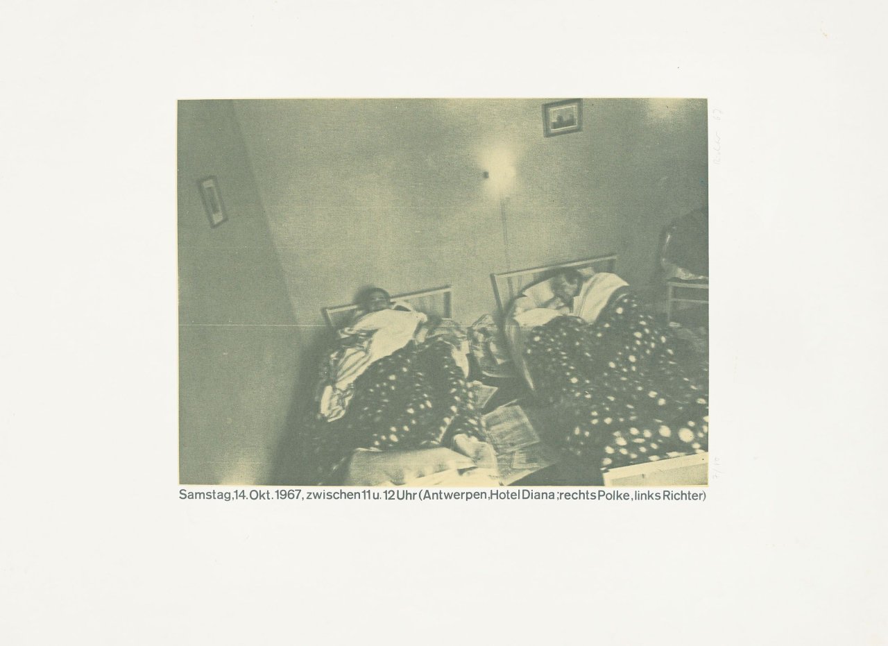 Auf diesem Bild ist das folgende Kunstwerk zu sehen: Gerhard Richter. „Hotel Diana“. 1967.