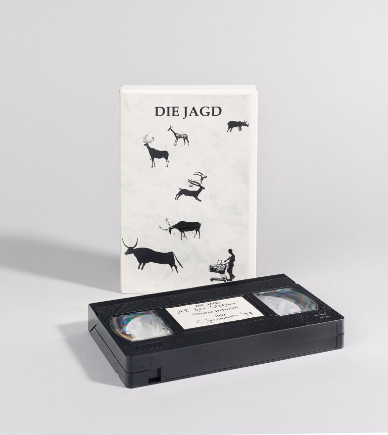 Auf diesem Bild ist das folgende Kunstwerk zu sehen: Christian Jankowski. „Die Jagd“. 1992/97.