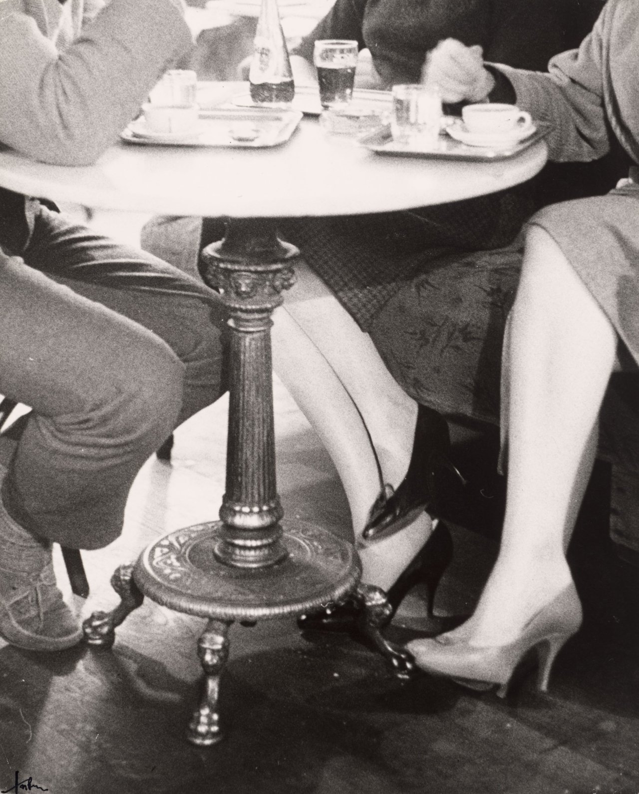 Auf diesem Bild ist das folgende Kunstwerk zu sehen: Franz Hubmann. Das Café Hawelka. 1956/57.
