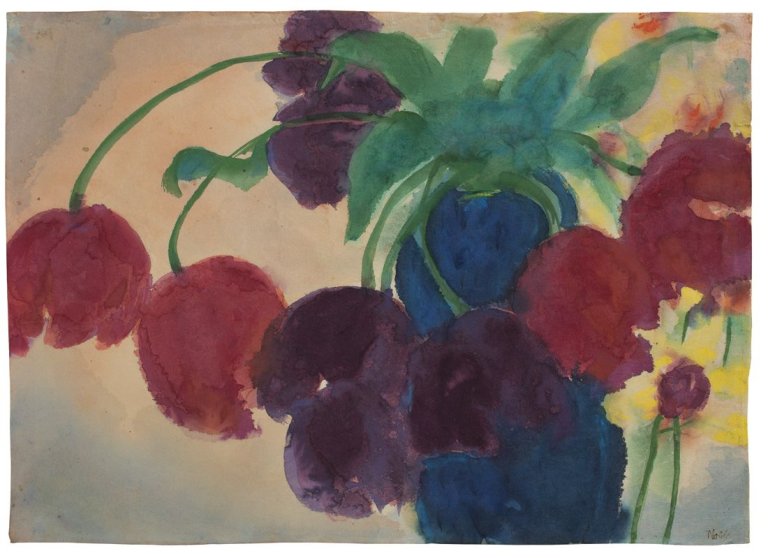 This picture shows the following artwork: Emil Nolde. „Tulpen (rot und violett) in einer blauen Vase“. Circa 1930.