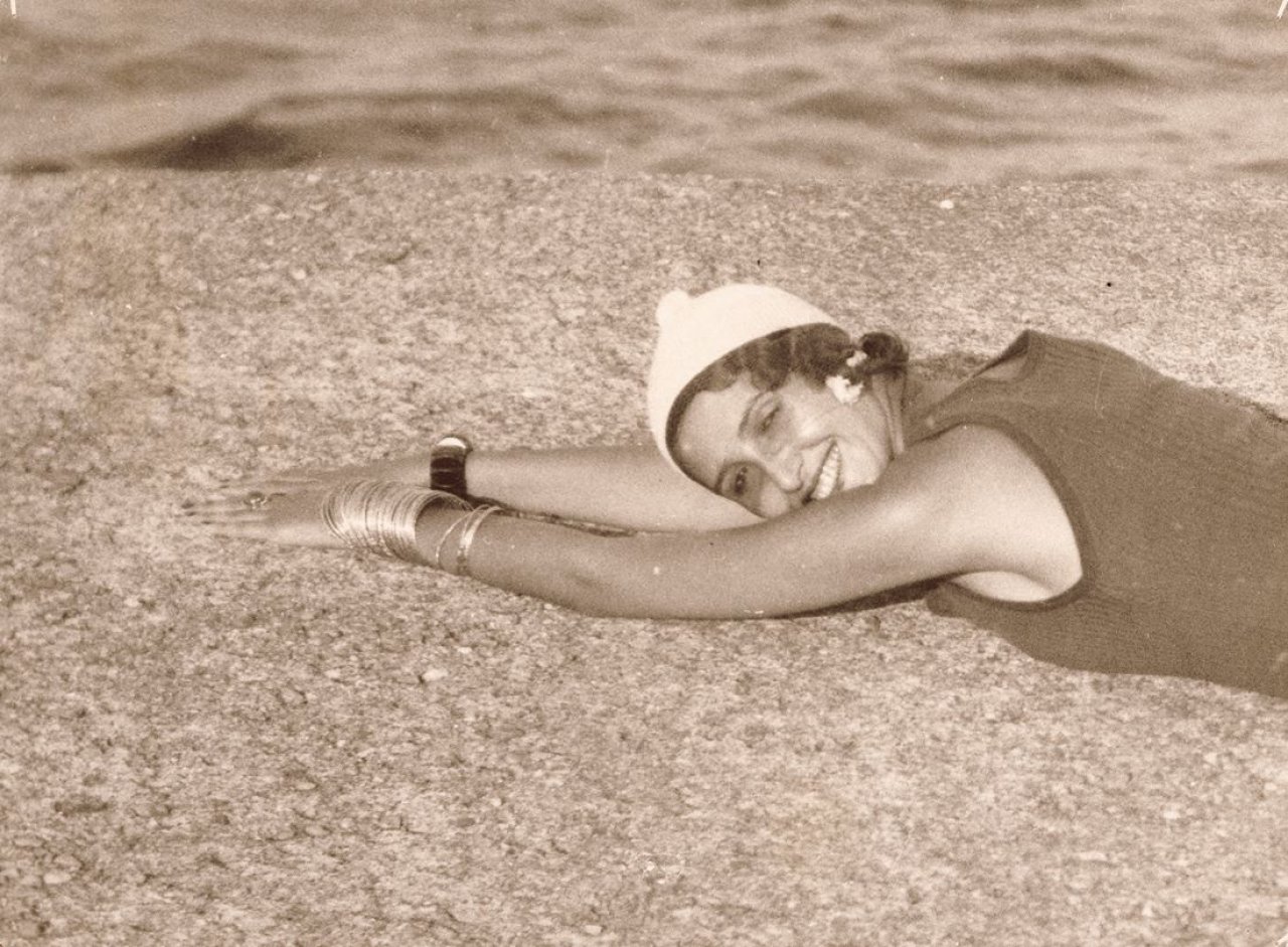 Auf diesem Bild ist das folgende Kunstwerk zu sehen: Jacques Henri Lartigue. Renée Perle. 1930-1932.