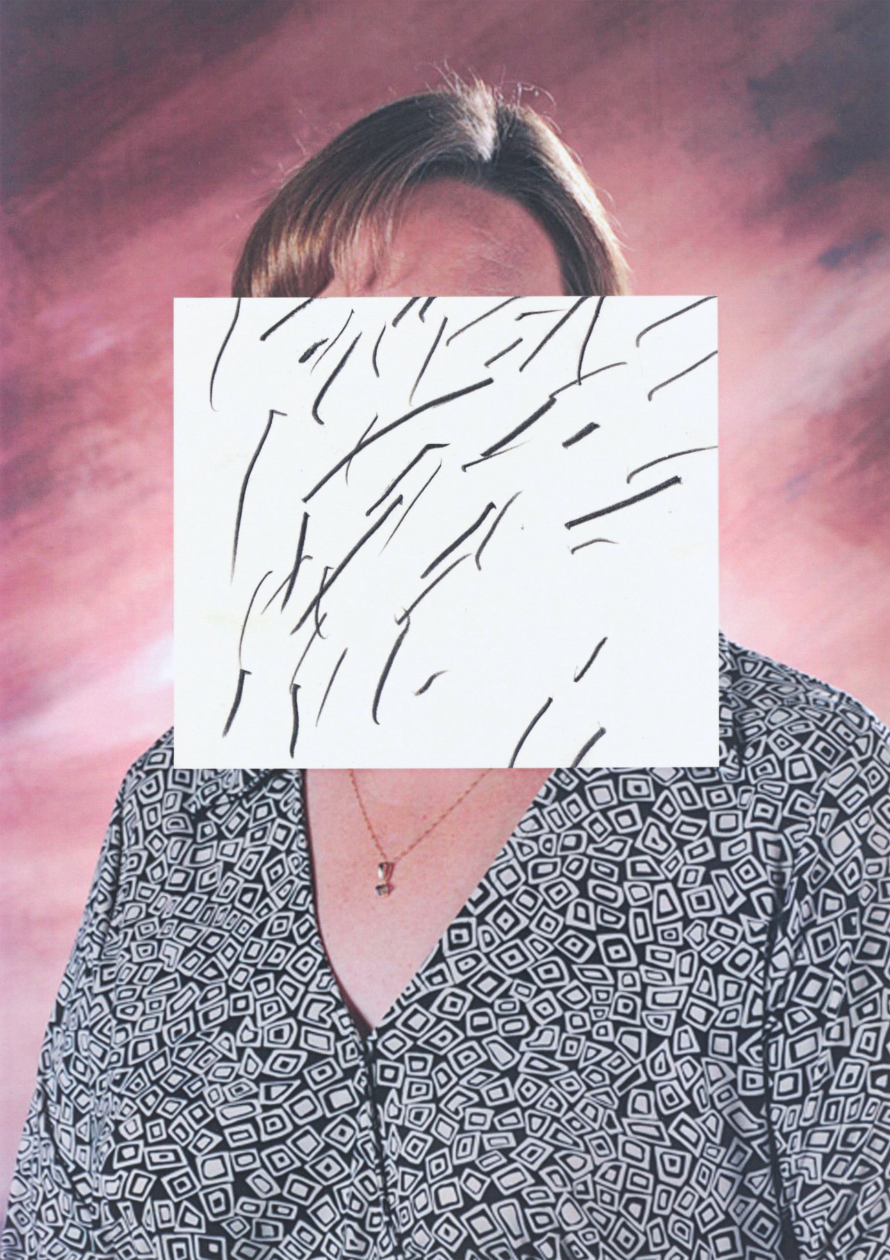 Auf diesem Bild ist das folgende Kunstwerk zu sehen: David Ostrowski. „H“. 2009.