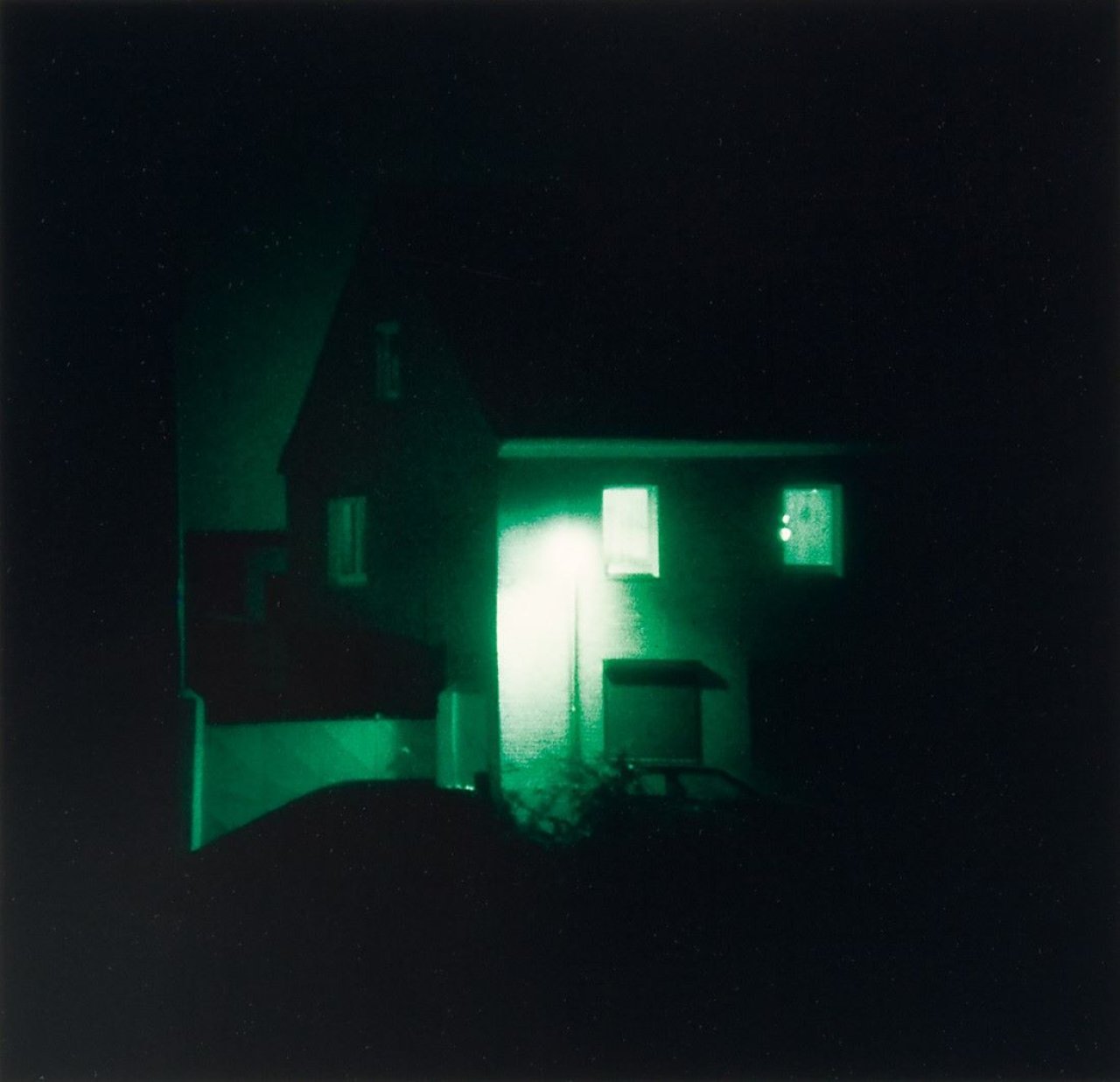 Auf diesem Bild ist das folgende Kunstwerk zu sehen: Thomas Ruff. Nacht 17 III.. 1992.