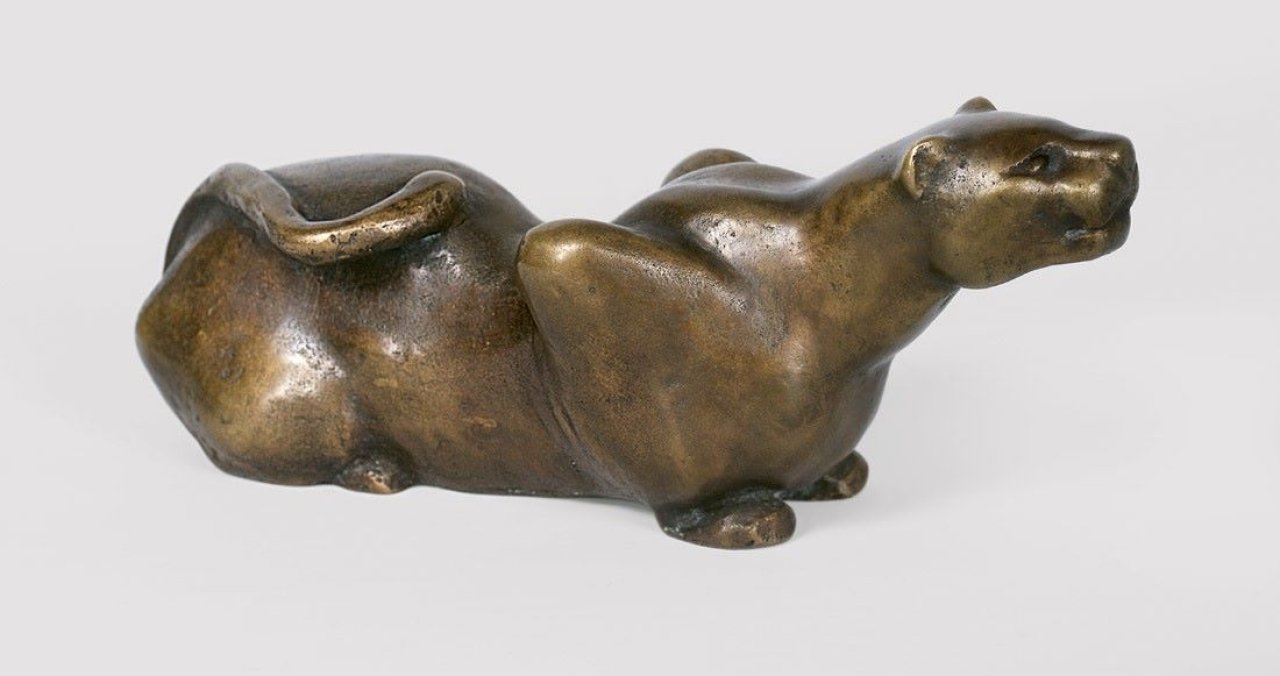 Auf diesem Bild ist das folgende Kunstwerk zu sehen: Philipp Harth. „Kriechender Leopard“. 1932.