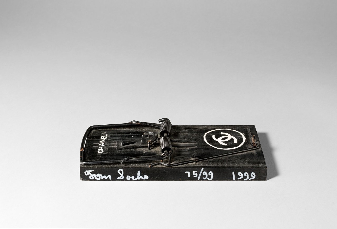This picture shows the following artwork: Tom Sachs. Chanel Rat Trap. 1999.