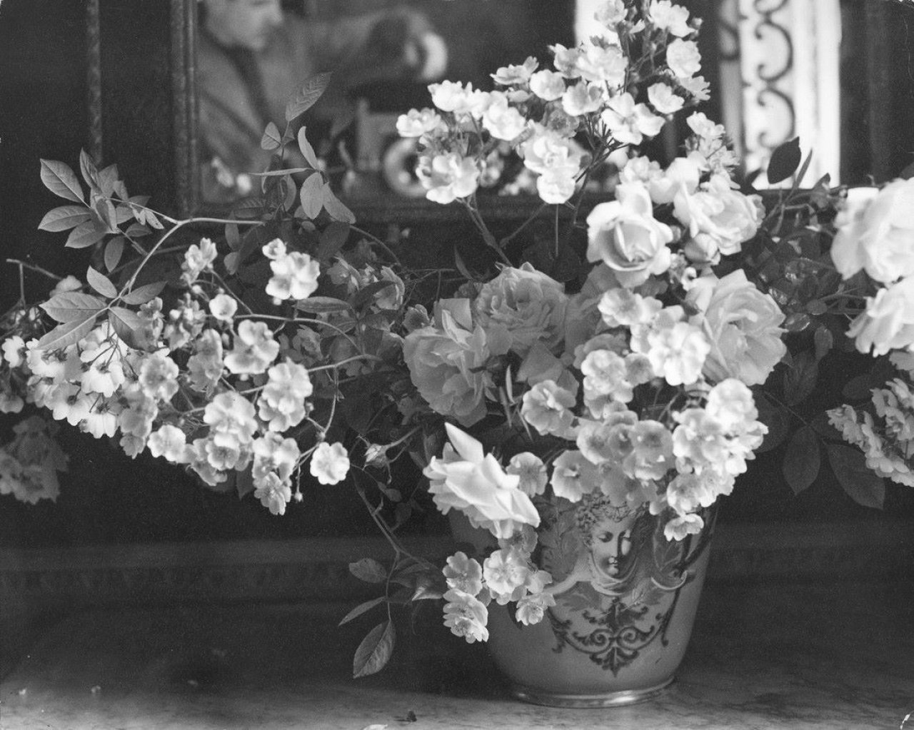 Catalog image of Blumenstilleben. 1950er Jahre