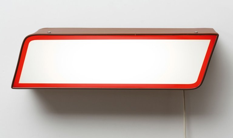 Auf diesem Bild ist das folgende Kunstwerk zu sehen: Daniel Pflumm. „Ohne Titel (snickers)“. 2001.