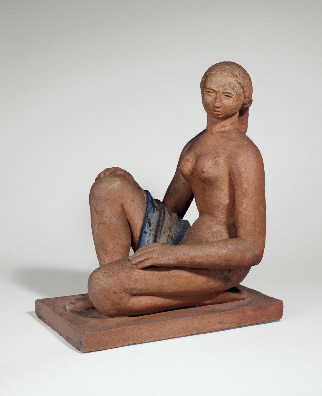Auf diesem Bild ist das folgende Kunstwerk zu sehen: Alfred Lörcher. „Hockende“. 1927.
