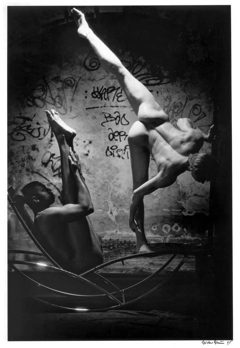Auf diesem Bild ist das folgende Kunstwerk zu sehen: Dieter Blum. Vladimir Malakhov und Christopher Hemmans.. 1995.